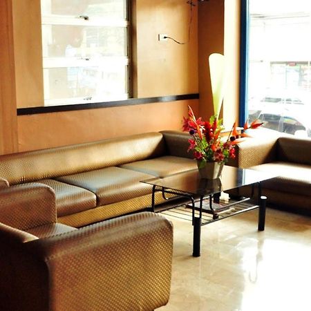 Gv Hotel - Talisay City Buitenkant foto