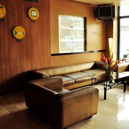 Gv Hotel - Talisay City Buitenkant foto