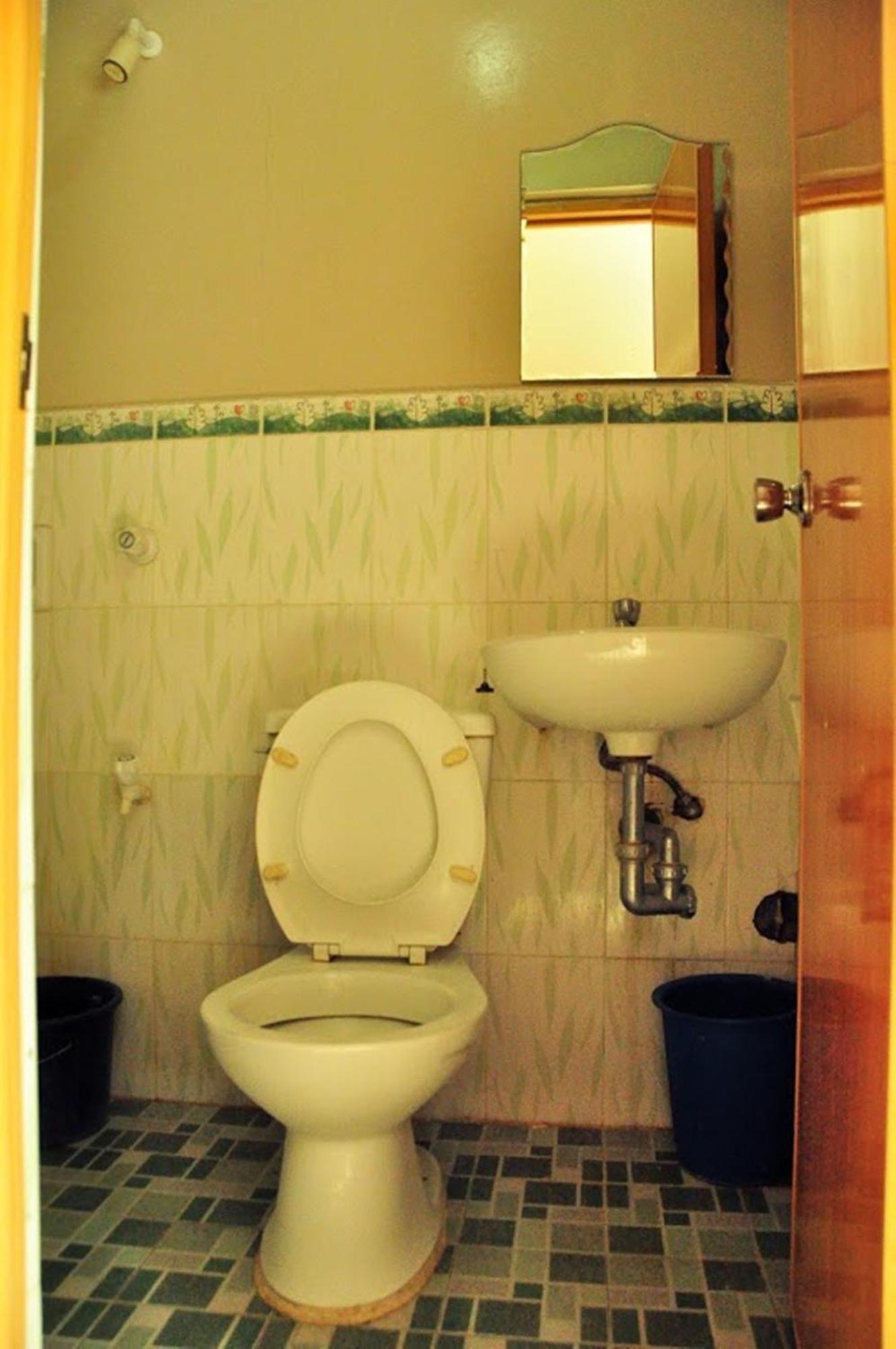 Gv Hotel - Talisay City Buitenkant foto