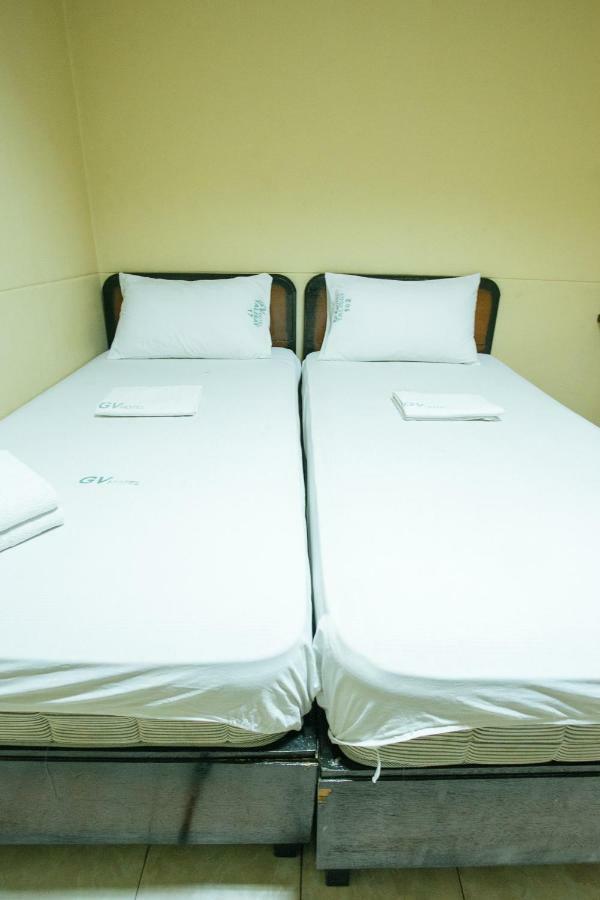 Gv Hotel - Talisay City Buitenkant foto