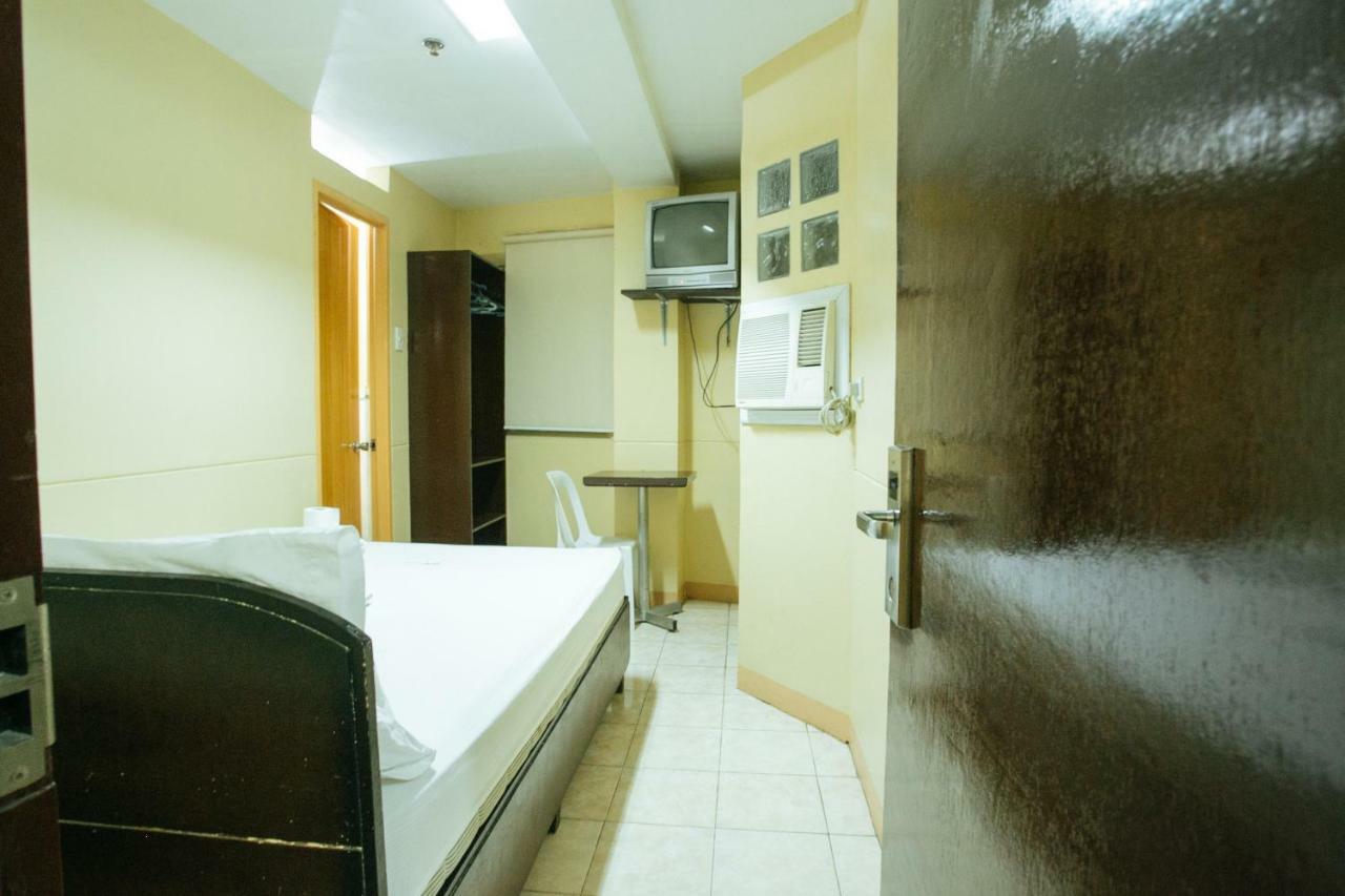 Gv Hotel - Talisay City Buitenkant foto