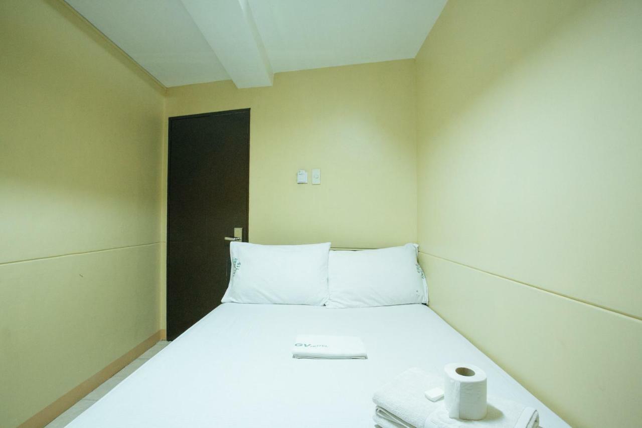 Gv Hotel - Talisay City Buitenkant foto