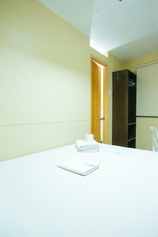 Gv Hotel - Talisay City Buitenkant foto